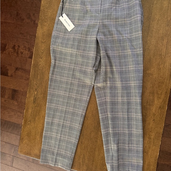 Babaton Conan Pants - Picture 2 of 3